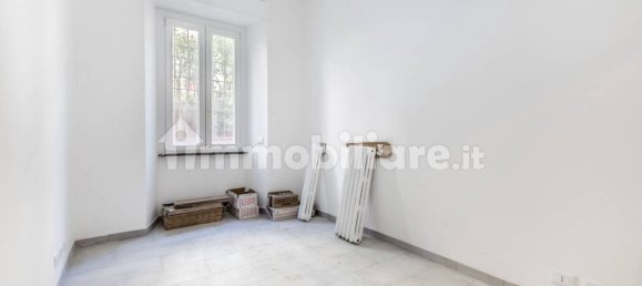 2 bedrooms Apartment in Rome, Italy No. 323585 13