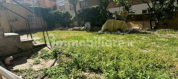 2 bedrooms Apartment in Rome, Italy No. 323585 27