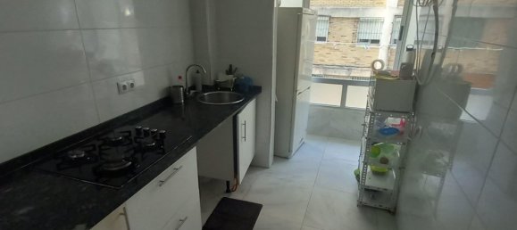 3 Schlafzimmer Wohnung in Alicante, Spanien, Nr. 369978 3