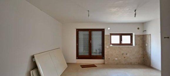 Studio in Castellana Grotte, Italy, Nr. 133530 12