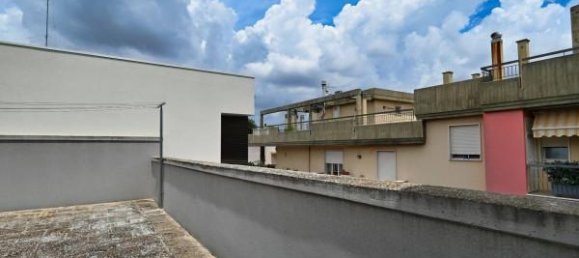 Studio in Castellana Grotte, Italy, Nr. 133530 7