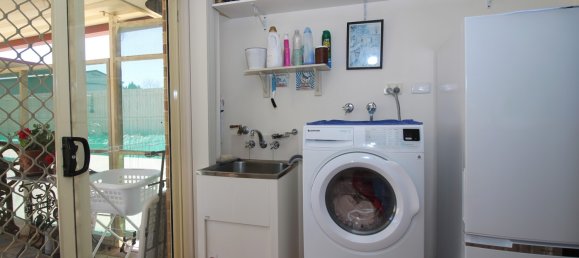 4 bedrooms House in Crows Nest, Australia No. 278 14