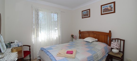 4 bedrooms House in Crows Nest, Australia No. 278 12