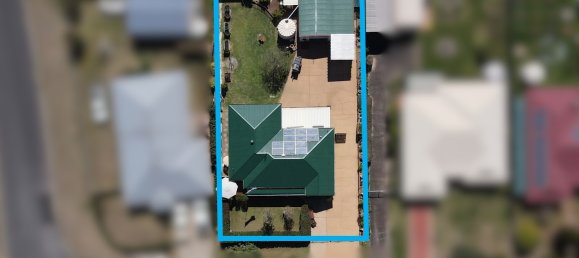 4 bedrooms House in Crows Nest, Australia No. 278 2