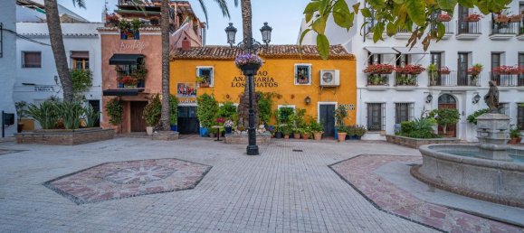 Adosado de 6 dormitorios en Marbella, Spain No. 146954 44