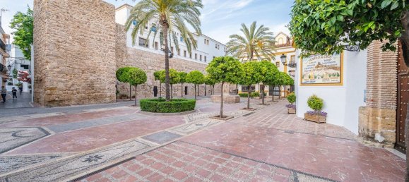 Adosado de 6 dormitorios en Marbella, Spain No. 146954 46