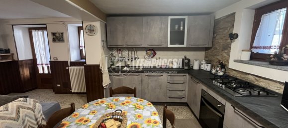 2 bedrooms House in Frassinetto, Italy No. 196947 14