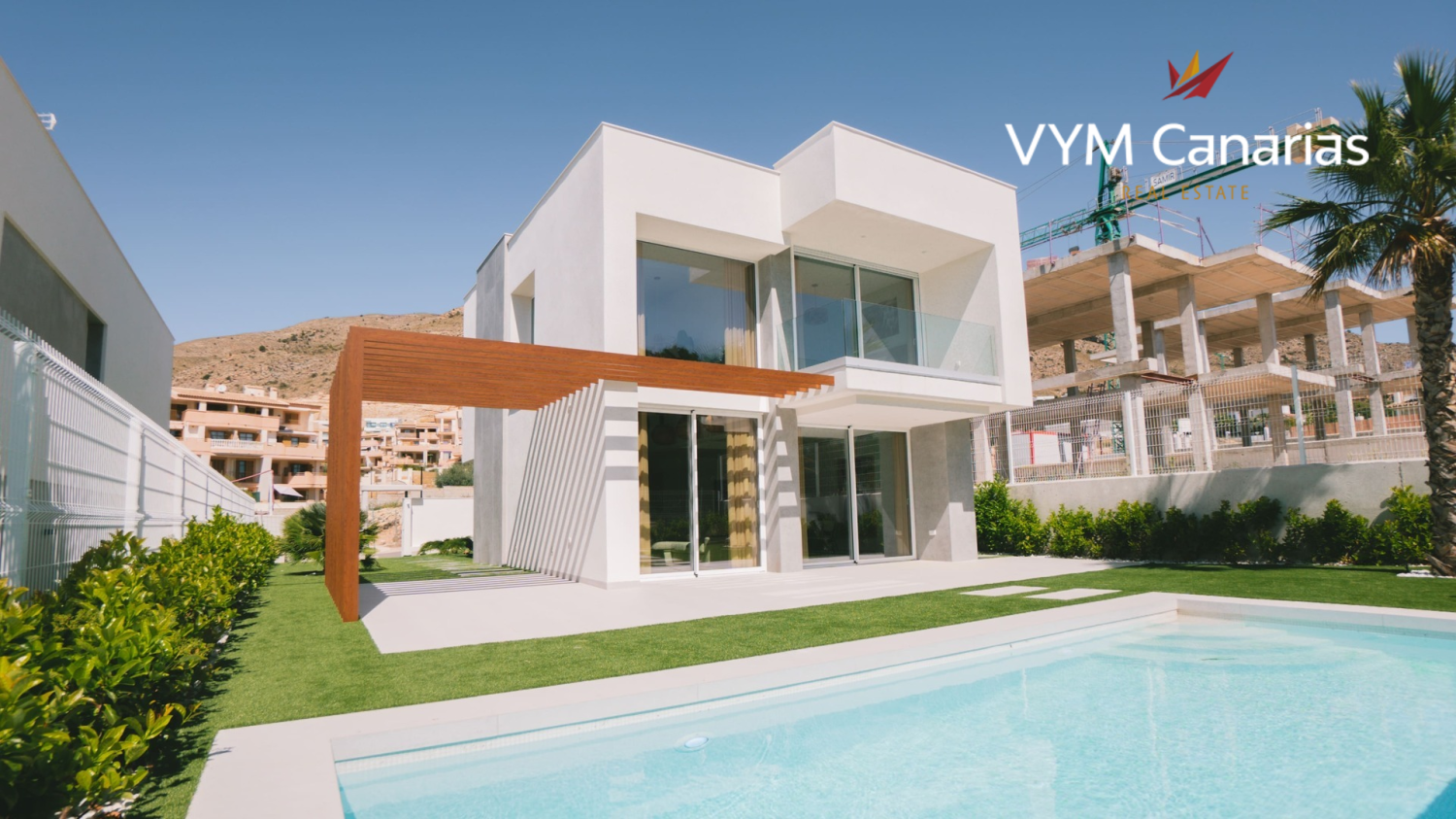 3 bedrooms Villa in Golf Bahia, Spain No. 3175