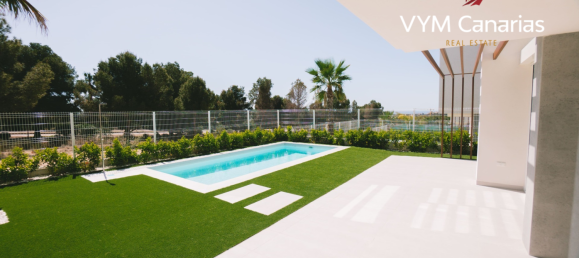 3 bedrooms Villa in Golf Bahia, Spain No. 3175 19