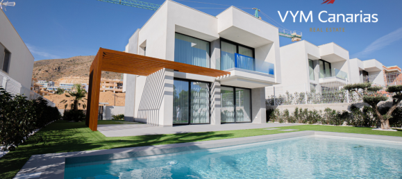 3 bedrooms Villa in Golf Bahia, Spain No. 3175 16