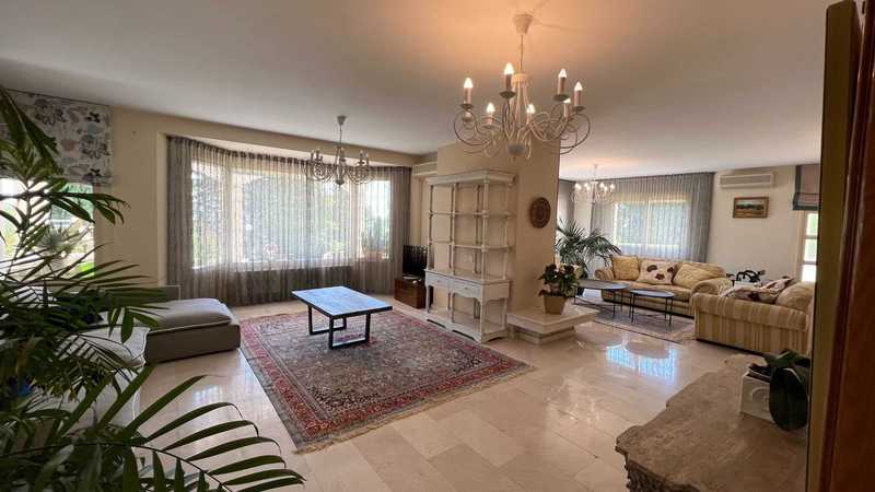 5 bedrooms Villa in Agios Tychonas, Cyprus No. 6724