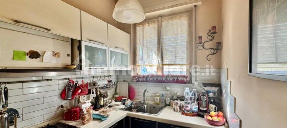 2 bedrooms Penthouse in Turin, Italy No. 206987 8