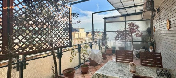 2 bedrooms Penthouse in Turin, Italy No. 206987 5