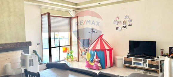 Apartamento de 4 dormitorios en Monopoli, Italy No. 322746 17