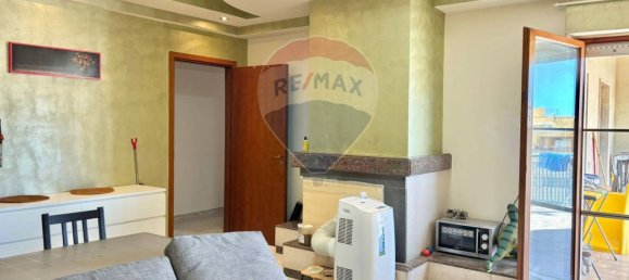 Apartamento de 4 dormitorios en Monopoli, Italy No. 322746 14
