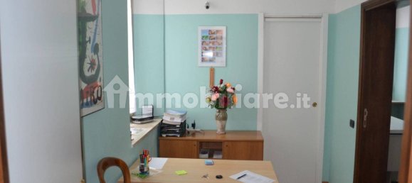 Apartamento de 3 dormitorios en Montorio al Vomano, Italy No. 98310 22