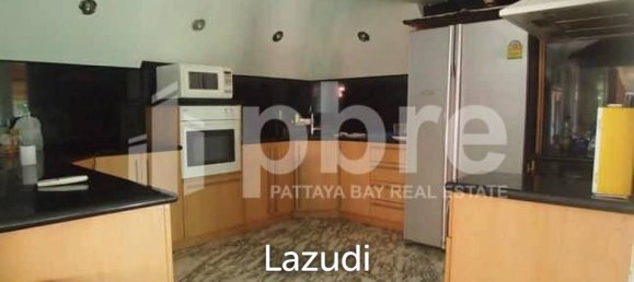 5 bedrooms Cafe / restaurant in Pattaya, Thailand No. 16139 2