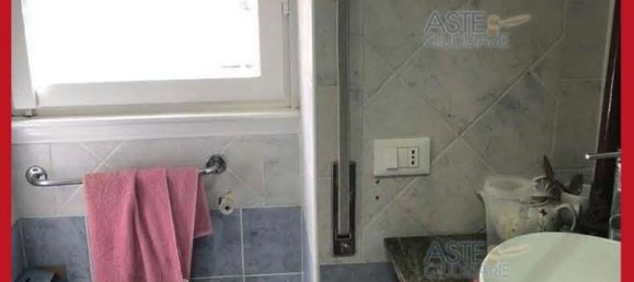 5 bedrooms Apartment in Rome, Italy No. 330851 32