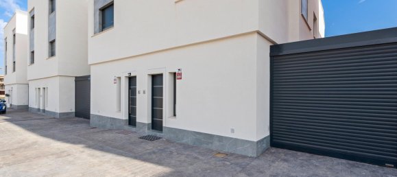 Villa de 4 dormitorios en Guardamar del Segura, Spain No. 287597 20