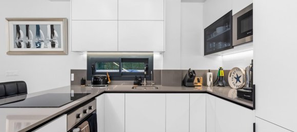 Villa de 4 dormitorios en Guardamar del Segura, Spain No. 287597 17