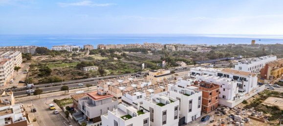 Villa de 4 dormitorios en Guardamar del Segura, Spain No. 287597 2