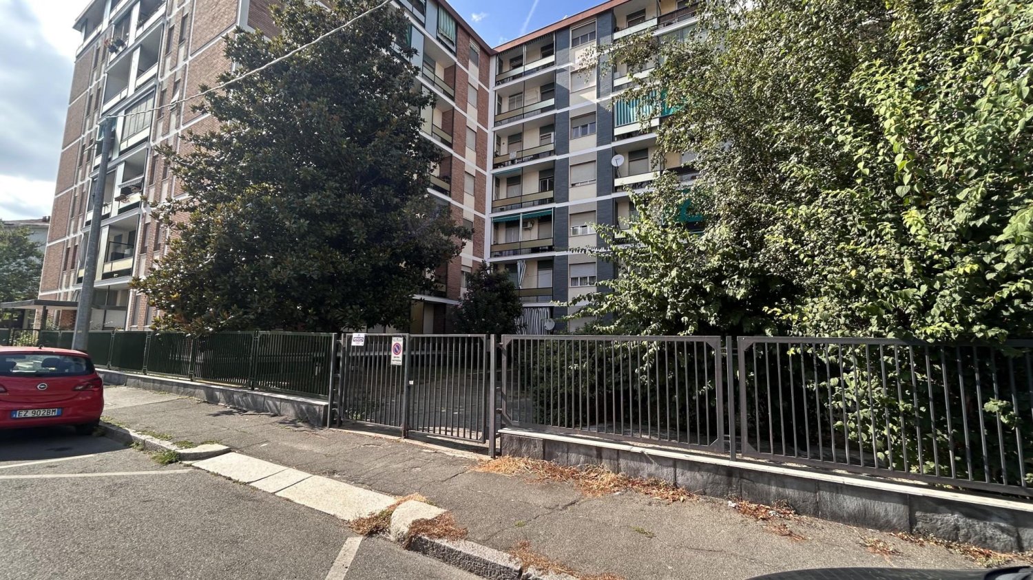 1-salle Entrepôt à Alessandria, Italy No. 310908