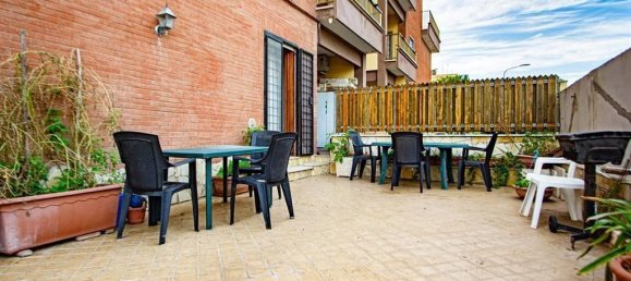 3 rooms Apartment in Pomezia, Italy No. 28525 3