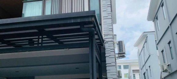 3 bedrooms Bungalow in Bang Kaeo, Thailand No. 23465 2