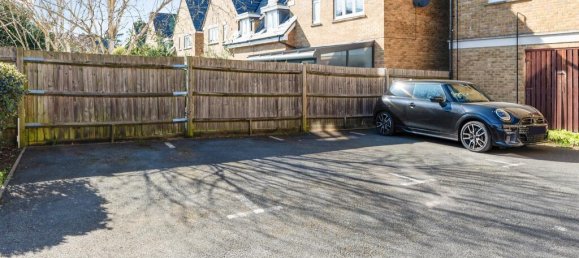 1 bedroom Apartment in Epsom, United Kingdom No. 9743 7