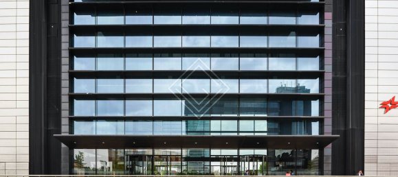 217m² Commercial property in Madrid, Spain No. 79939 14