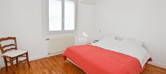 7 rooms House in Mably, France No. 199612 8