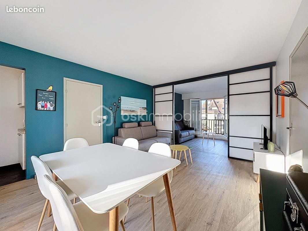 Apartamento de 2 dormitorios en Cabourg, France No. 356510