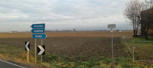 33213m² Land in Ferrara, Italy No. 296921 5