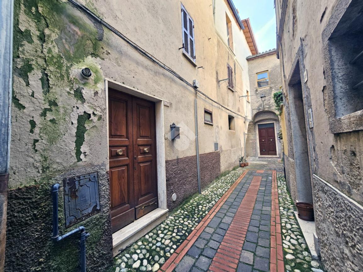 Apartamento de 2 habitaciónes en Salisano, Italy No. 67787