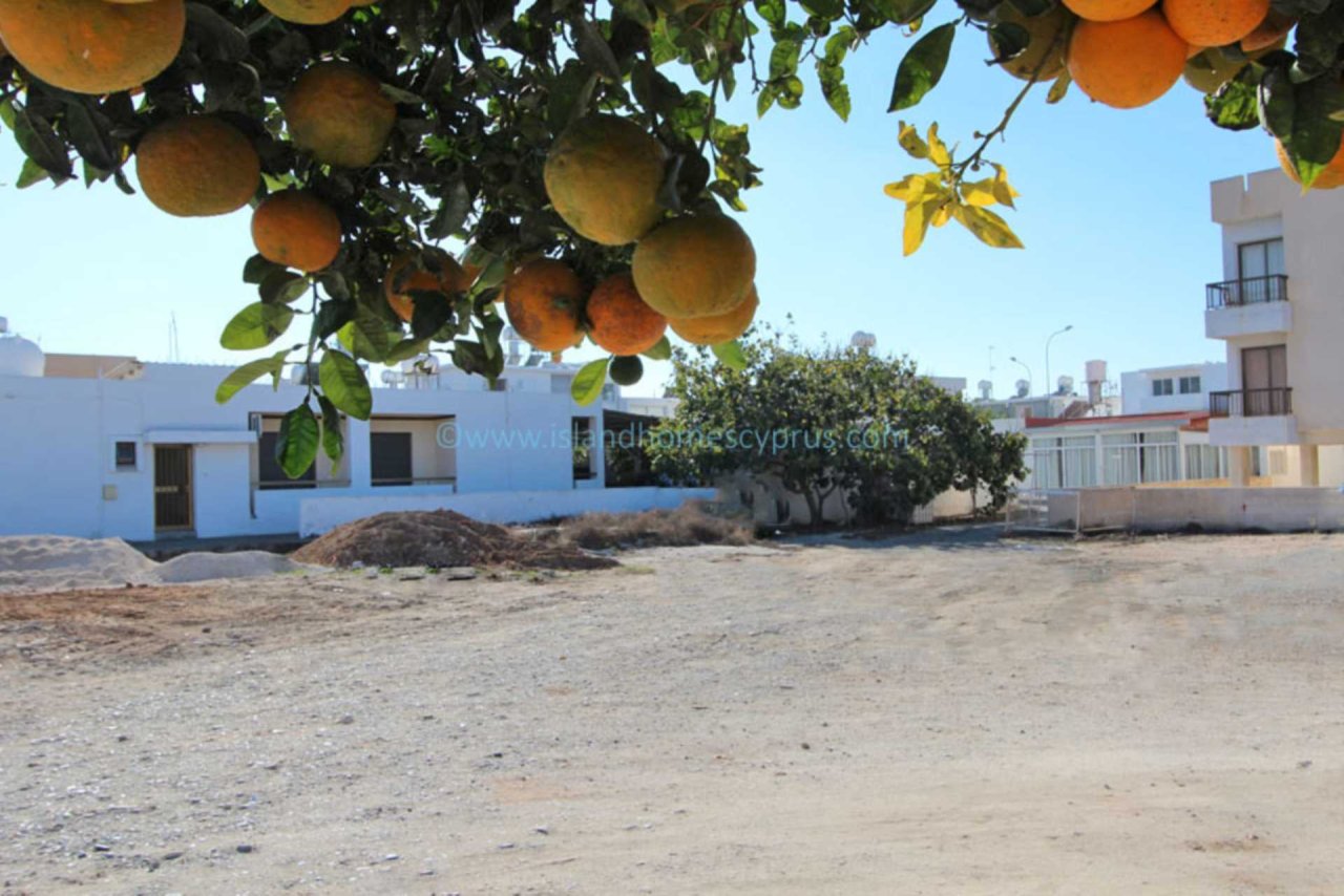  قطعة أرض في Paralimni, Cyprus رقم 24085