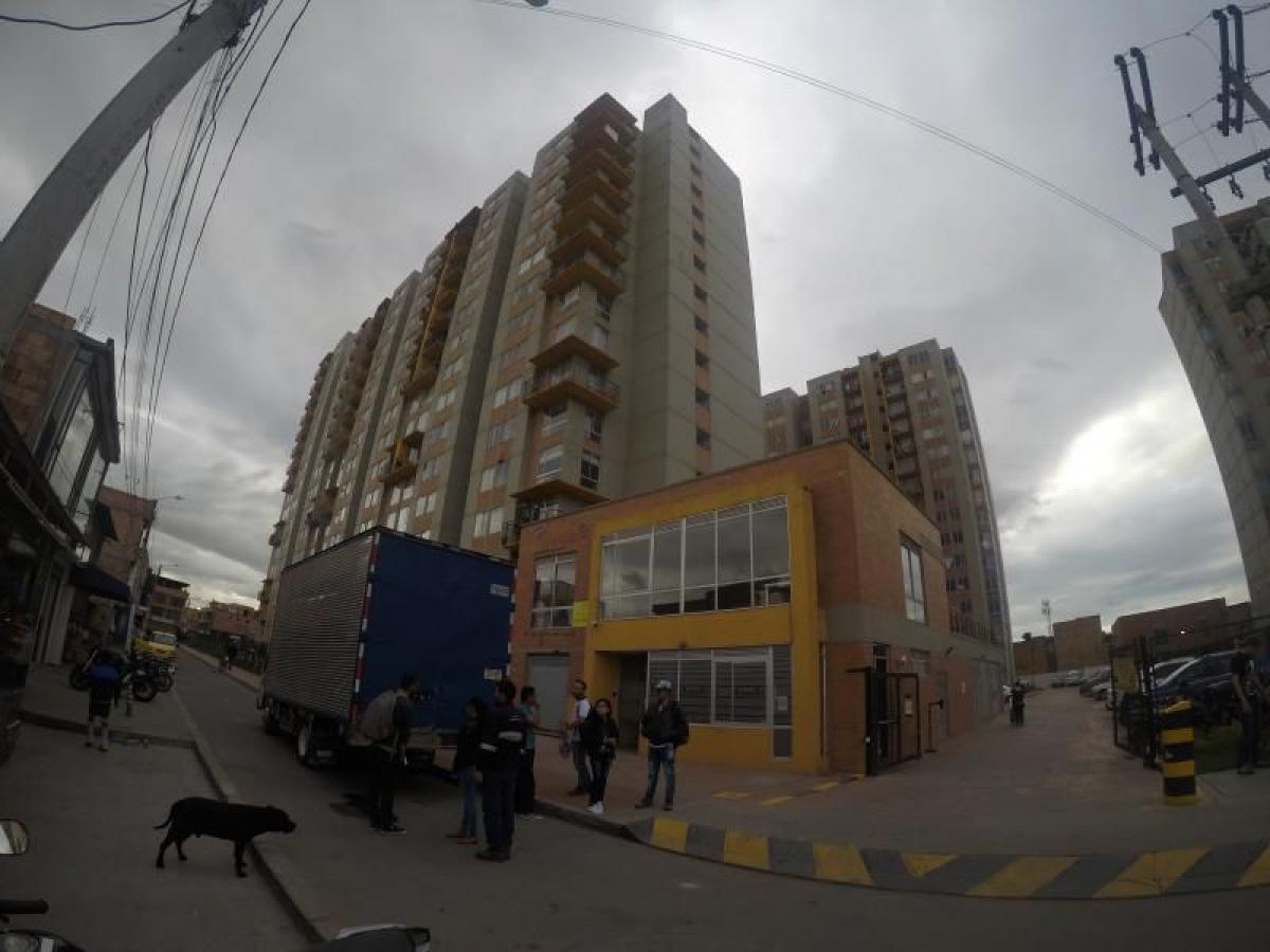 3 bedrooms House in Bogota, Colombia No. 10672