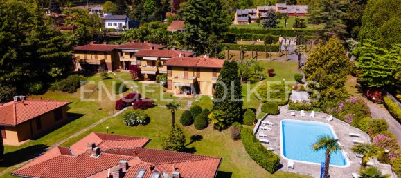 6 bedrooms Villa in Lesa, Italy No. 128413 4