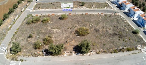 260m² Land in Reguengos de Monsaraz, Portugal No. 89133 23