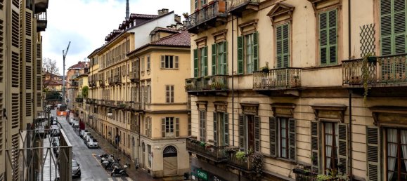 5 chambres Appartement à Turin, Italy No. 210419 10