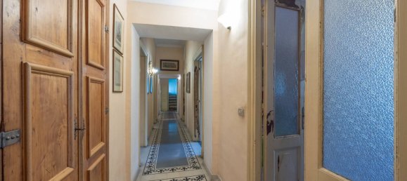 5 chambres Appartement à Turin, Italy No. 210419 6