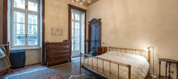 5 chambres Appartement à Turin, Italy No. 210419 3