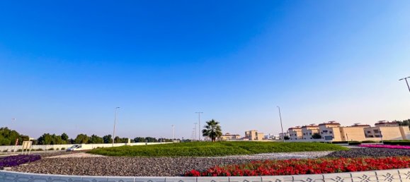 Villa T8 em Mohamed Bin Zayed City, UAE N.º 7113 3