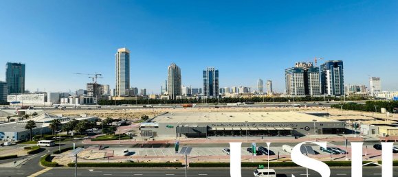 Квартира с 2 спальнями в Dubai Sports City, ОАЭ № 98014 16