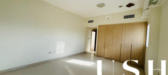 Квартира с 2 спальнями в Dubai Sports City, ОАЭ № 98014 4