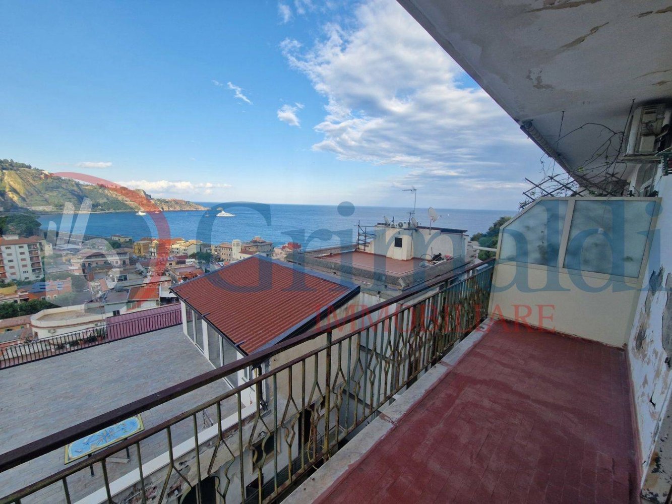 Apartamento T2 em Giardini-Naxos, Italy N.º 269085