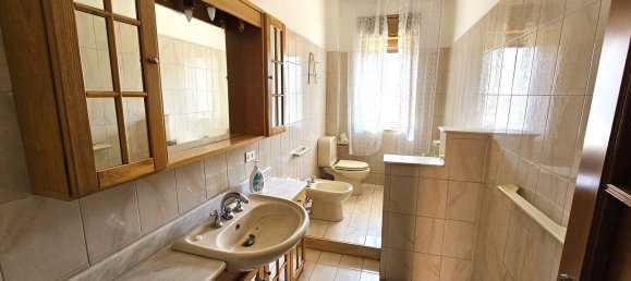4 rooms Apartment in Misterbianco, Italy No. 48983 12