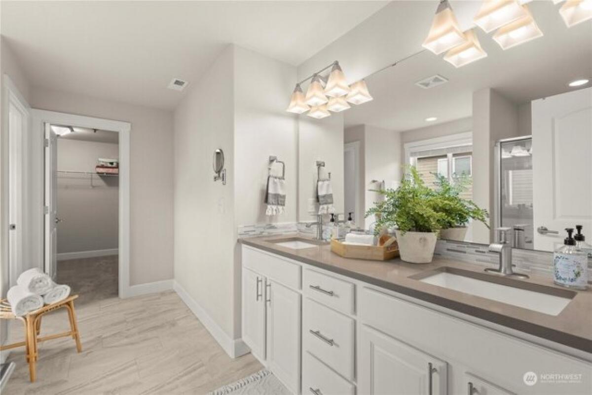 4 Schlafzimmer Haus in Puyallup, USA, Nr. 399831