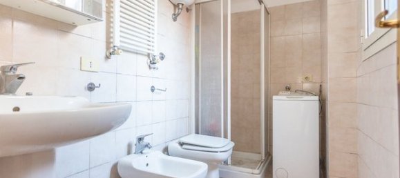 2-Zimmer Wohnung in Rome, Italy, Nr. 169957 12