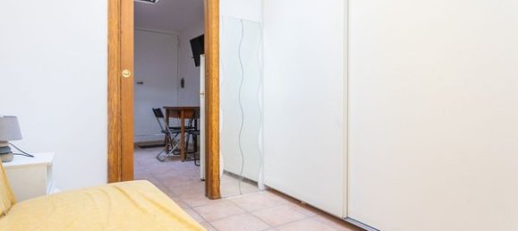2-Zimmer Wohnung in Rome, Italy, Nr. 169957 10