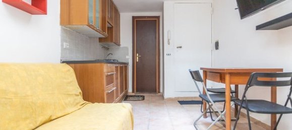 2-Zimmer Wohnung in Rome, Italy, Nr. 169957 6